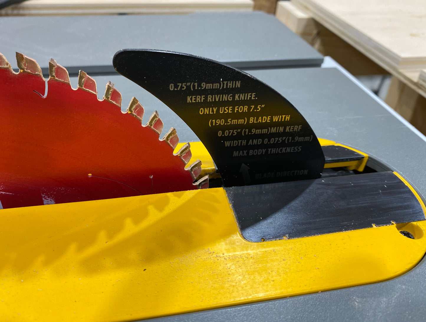 DWE7485 Thin Kerf Riving Knife