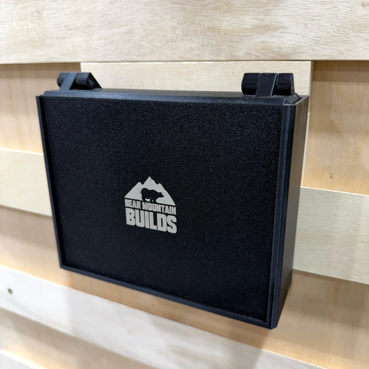 BMB Adjustable Corner Clamps Box Wall Mount